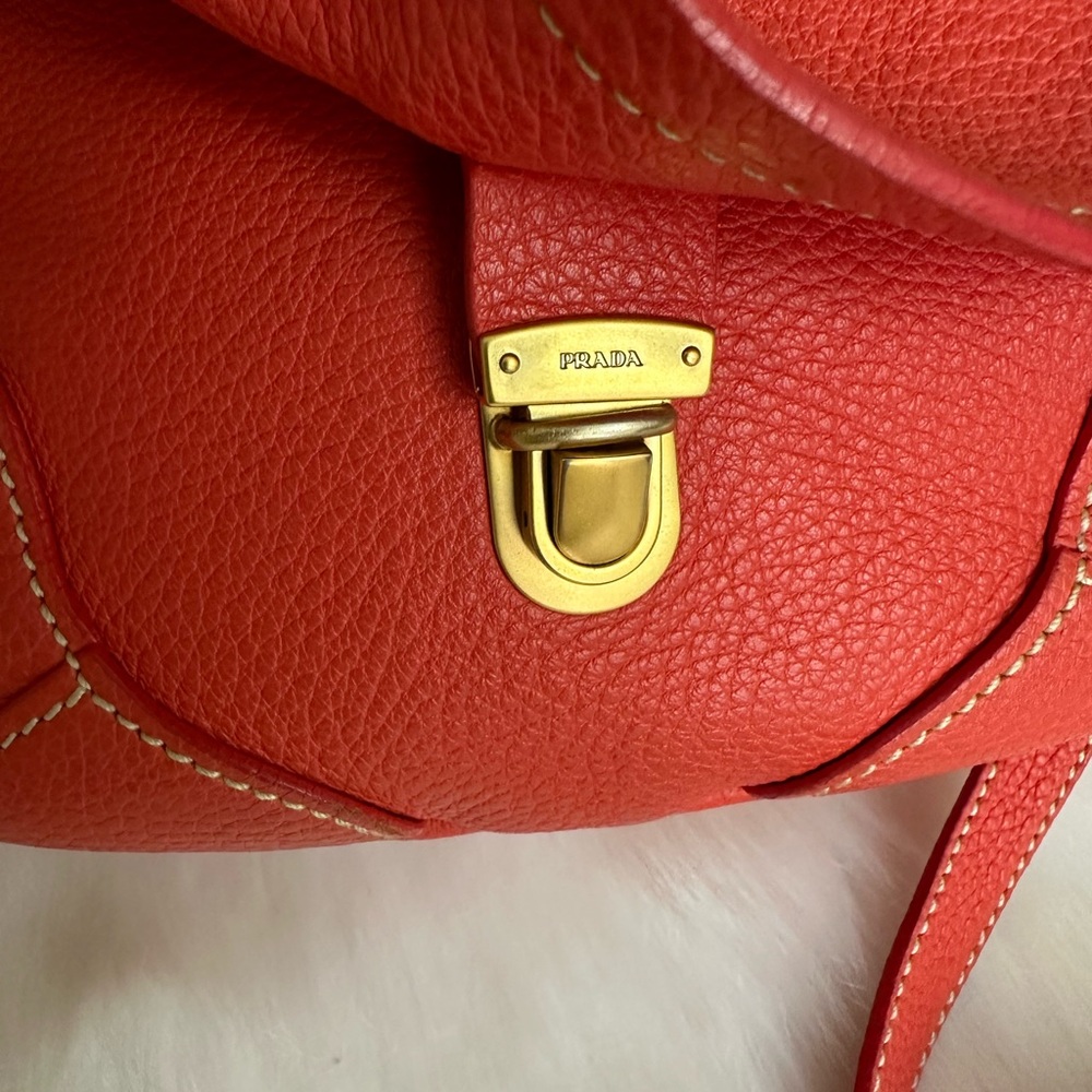 Stunning Crossbody - Picture 12 of 17
